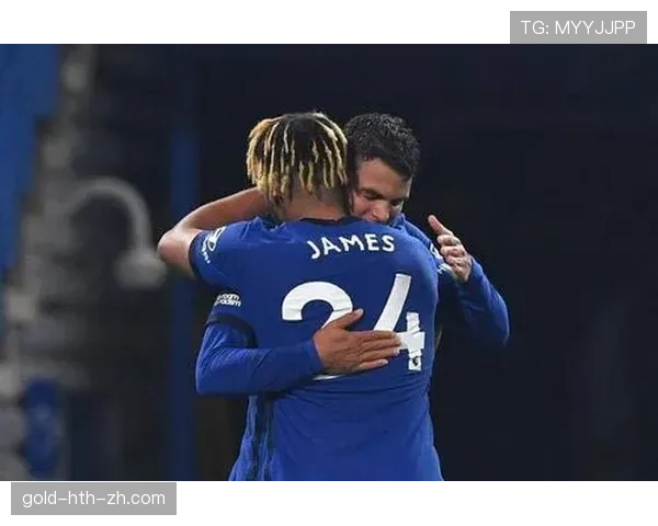 桑乔与里斯-詹姆斯进攻节奏分散与体系驱动区别